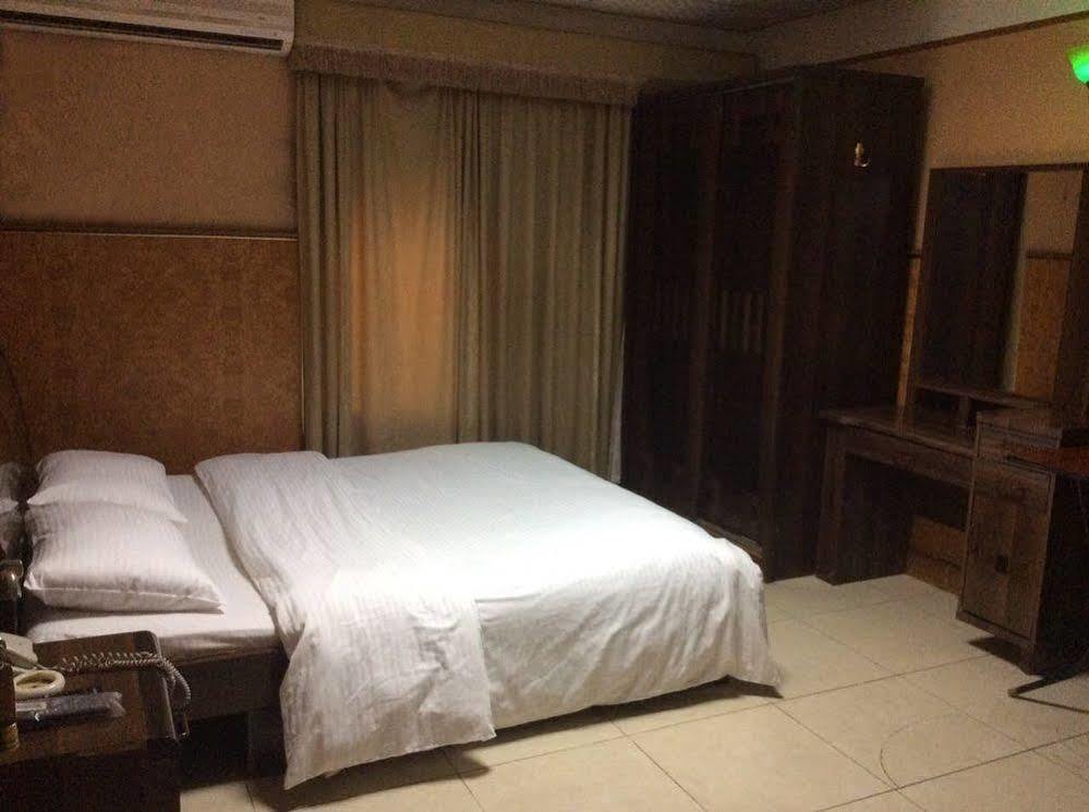 Hotel Dana Ad-Dauha Zewnętrze zdjęcie